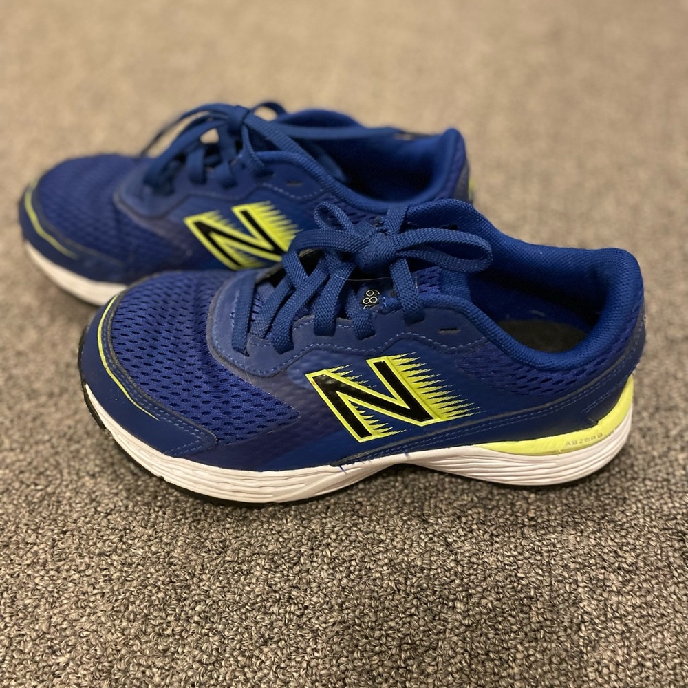 Boys New Balance, extra wide size 3 sneaker